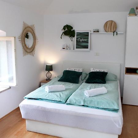 Cool & Romantic Studio In Portoroz Jb3 Bagian luar foto