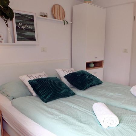 Cool & Romantic Studio In Portoroz Jb3 Bagian luar foto