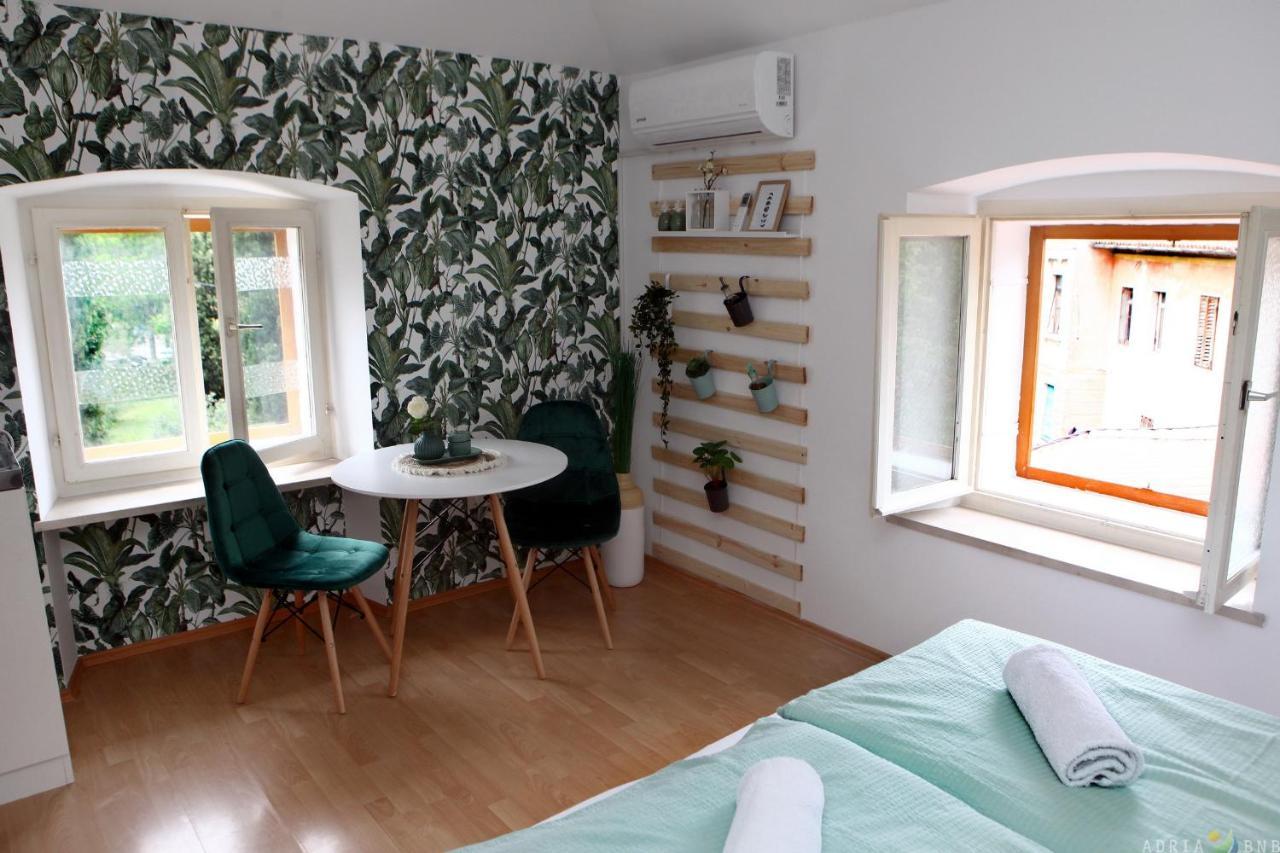 Cool & Romantic Studio In Portoroz Jb3 Bagian luar foto